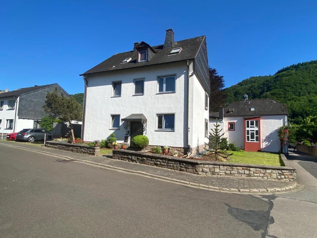 Ferienwohnung Mendgen Bernkastel-Kues Exterior foto